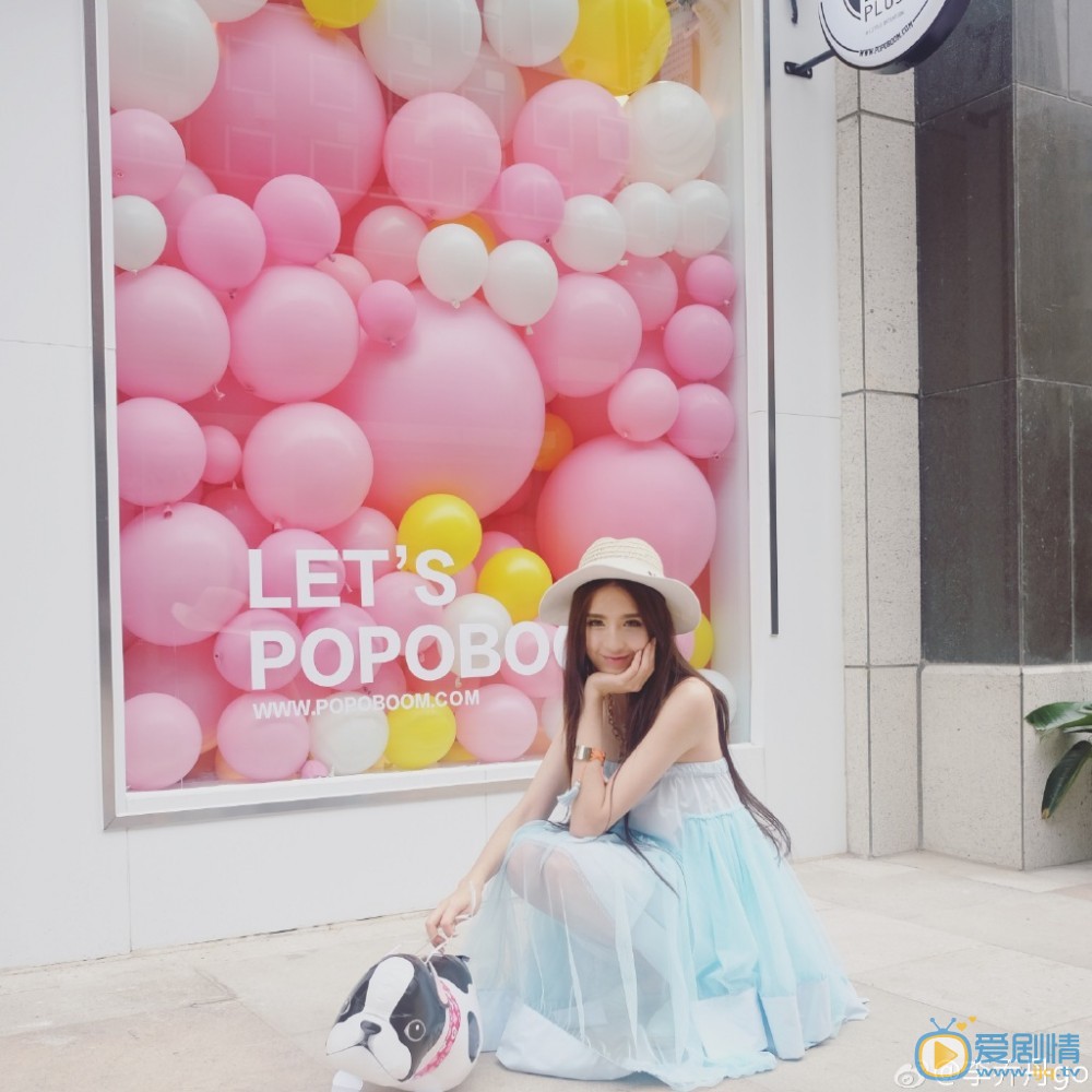 李喬丹個人資料簡介 李喬丹街拍照片